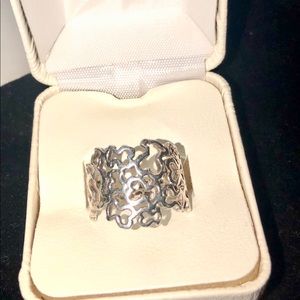 Tous sterling silver ring ( NO BOX)